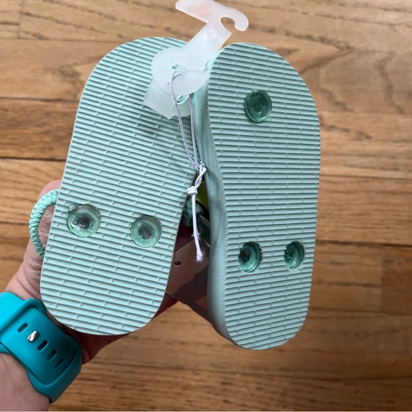 Cat & Jack Little Girls' Size Small 5/6 Adrian Flip Flop Sandals Pastel - Picture 2 of 5